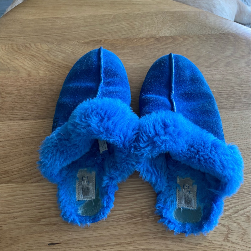 Ugg slippers